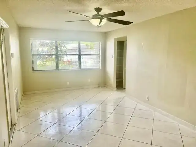 454 Cactus Circle, Boca Raton FL 33487 photo 5