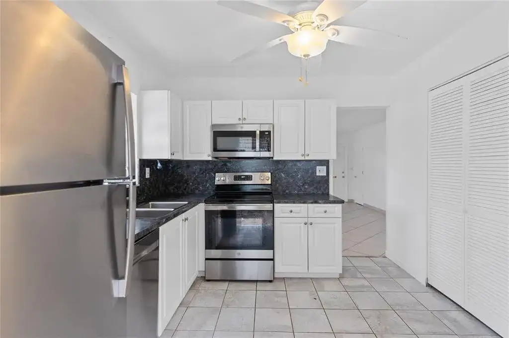 242 Neptune Avenue, Lauderdale By The Sea FL 33308 photo 4