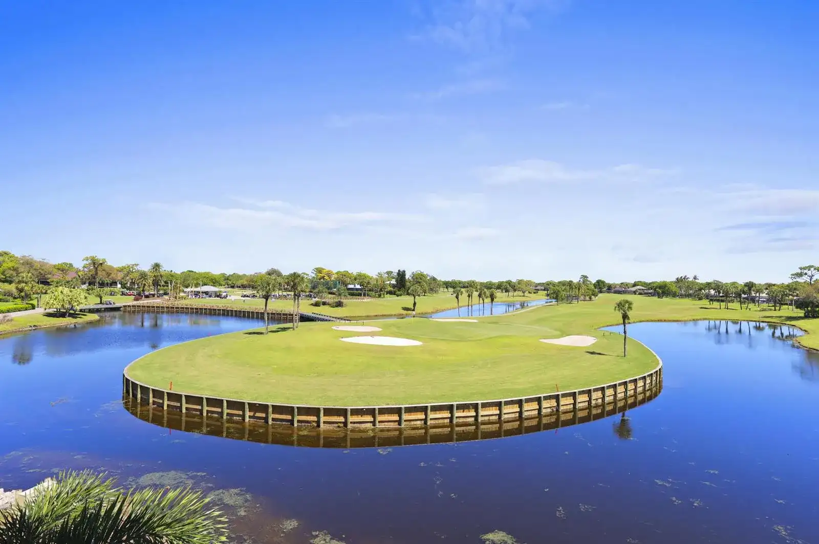 5172 SE Club Way # 207, Stuart FL 34997