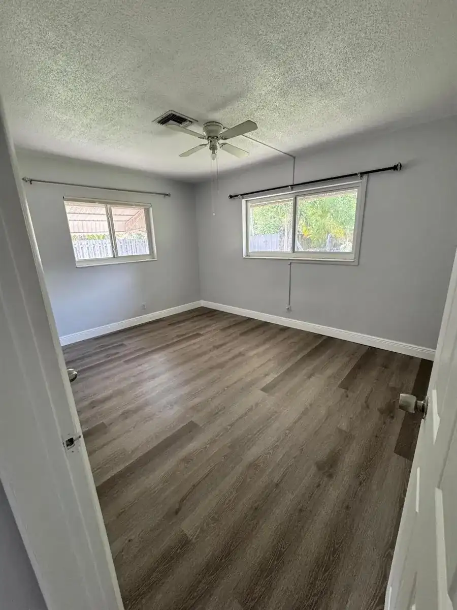 4941 SW 27th Avenue # 2, Dania Beach FL 33312