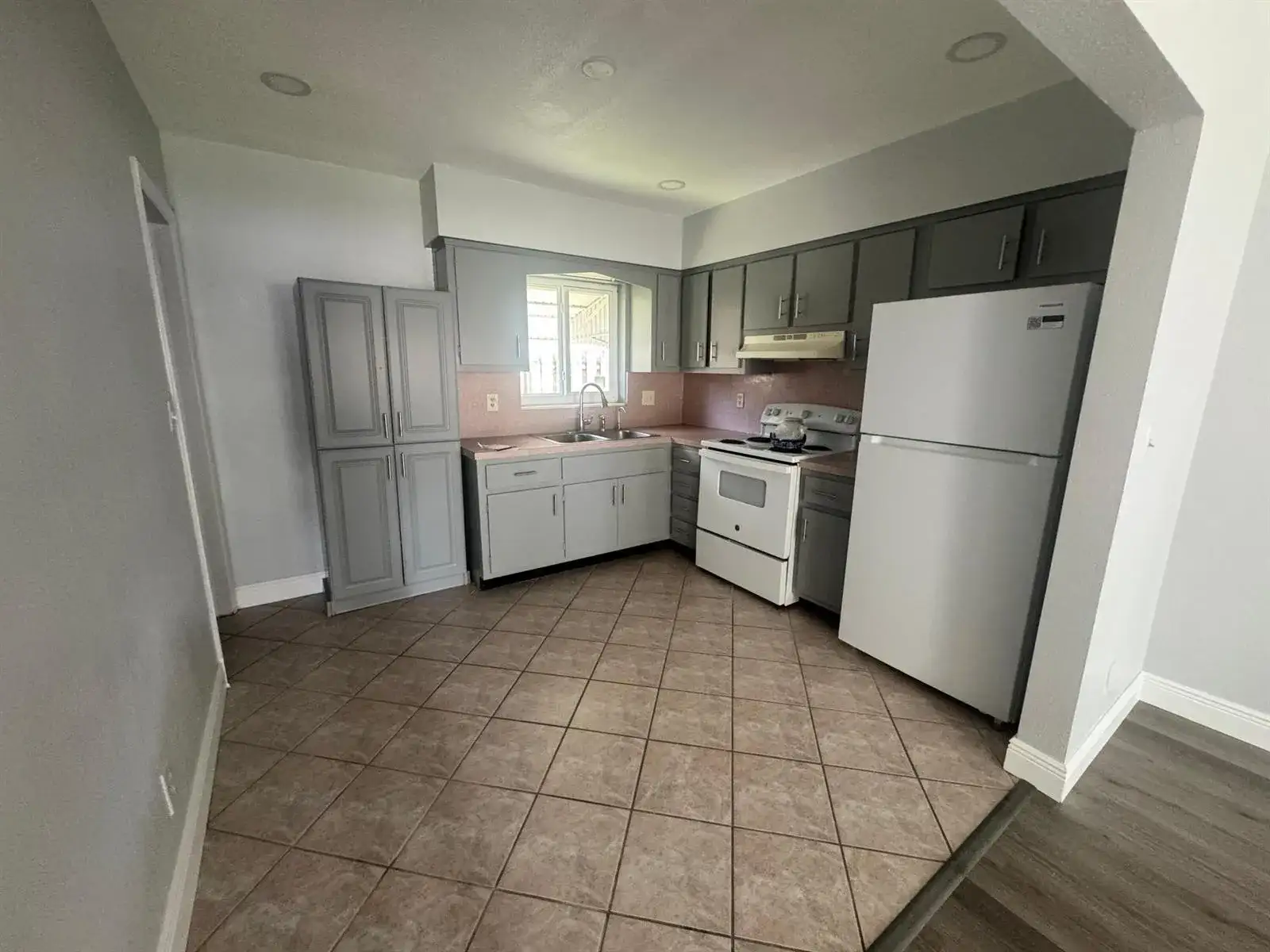 4941 SW 27th Avenue # 2, Dania Beach FL 33312 photo 5