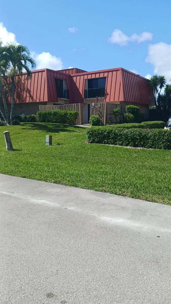 3310 Meridian Way S # A, Palm Beach Gardens FL 33410