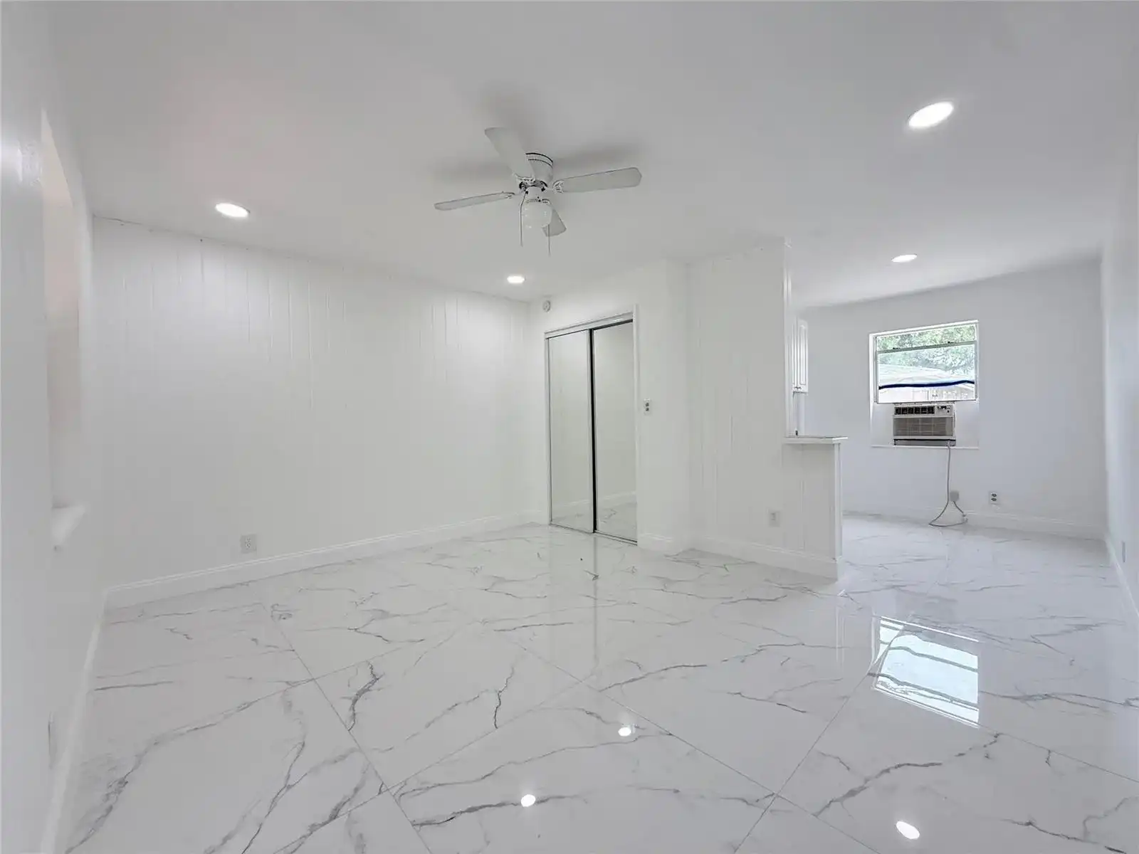 1850 Rodman Street, Hollywood FL 33020