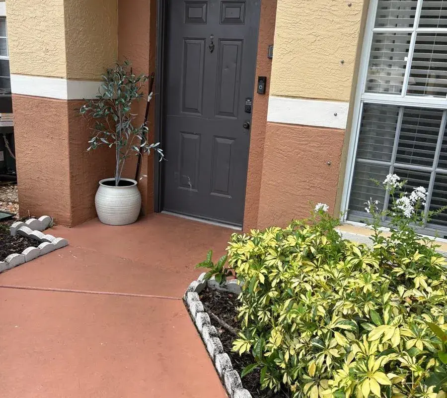 10306 Fox Trail Road S # 901, West Palm Beach FL 33411