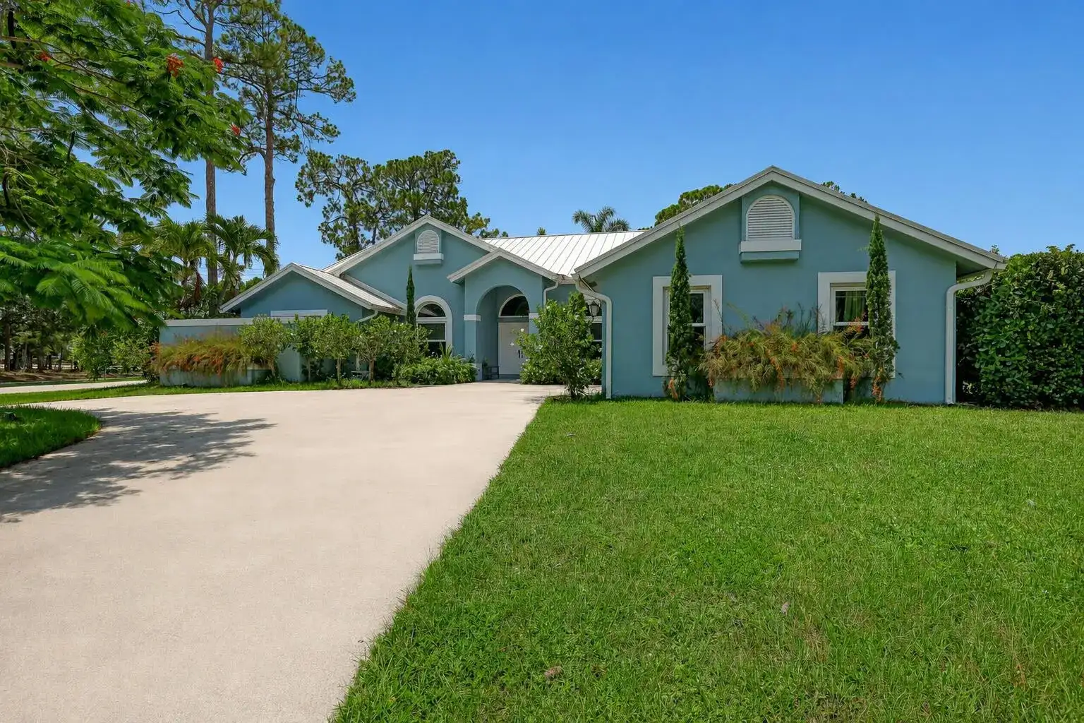 12925 Saint Davids Court, Wellington FL 33414 photo 3