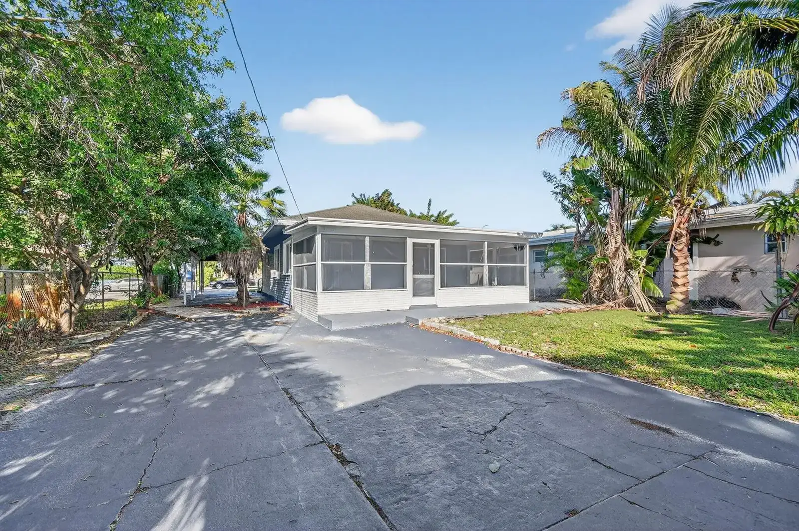 1006 S M Street, FL 33460 photo 5