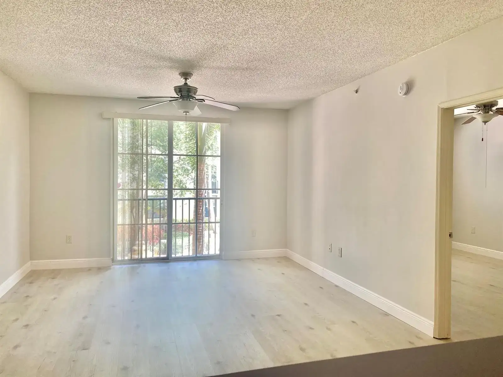 630 S Sapodilla Avenue # 204, West Palm Beach FL 33401 photo 3