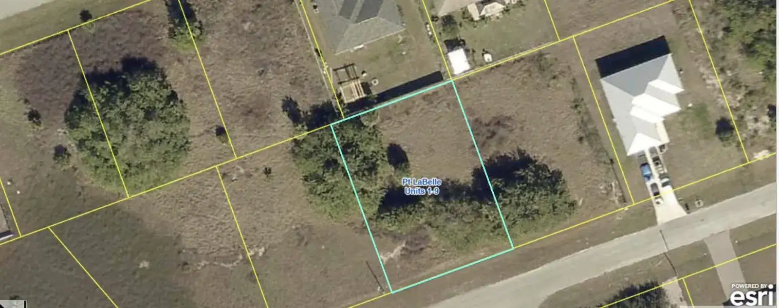 7058 Calder Circle, FL 33935 photo 3