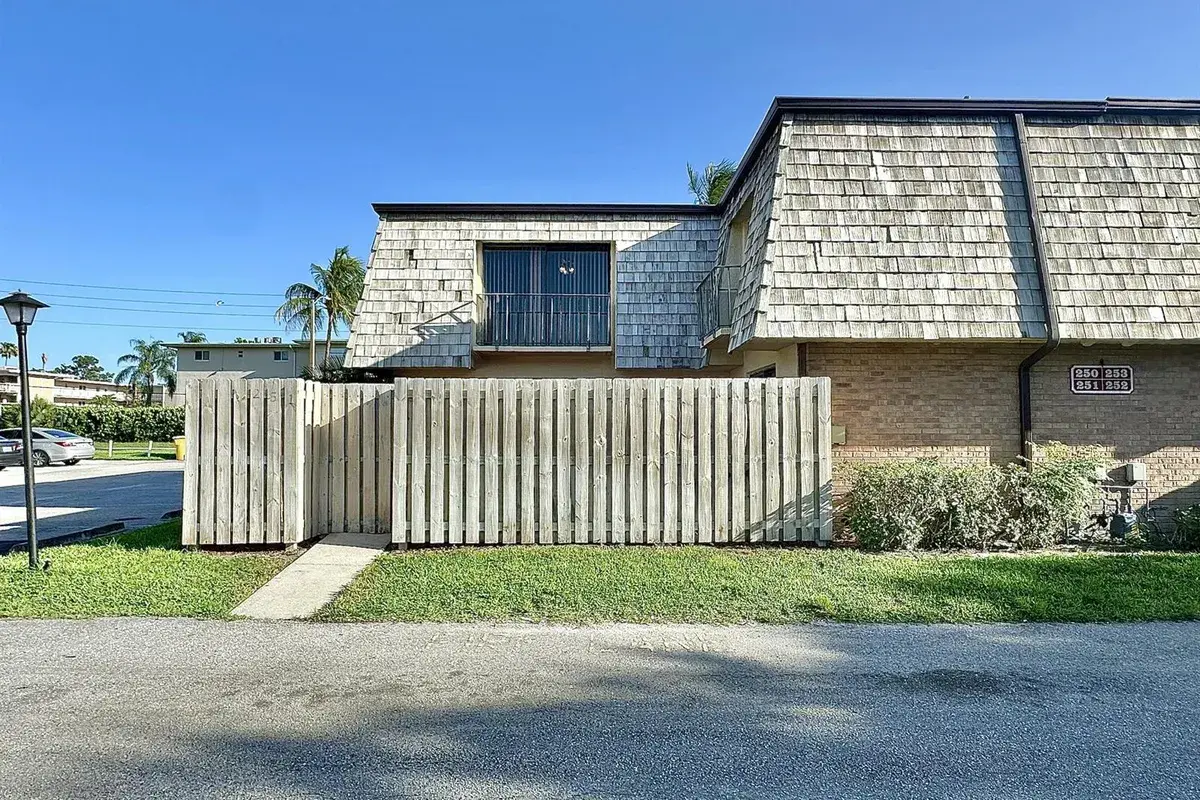 251 Lake Arbor Drive, Palm Springs FL 33461