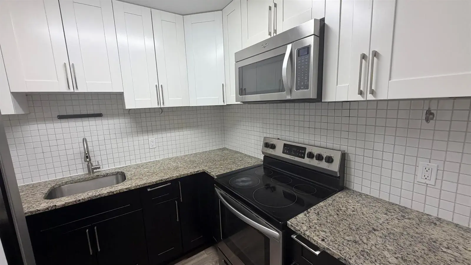 4061 NW 9th Avenue # 204, Deerfield Beach FL 33064