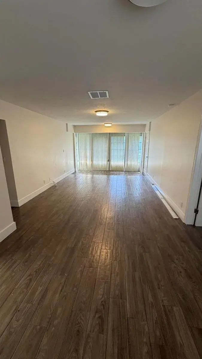 4061 NW 9th Avenue # 204, Deerfield Beach FL 33064