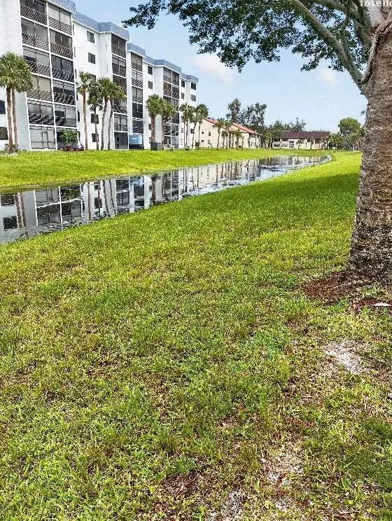 4820 Lucerne Lakes Boulevard W # 402, Lake Worth FL 33467