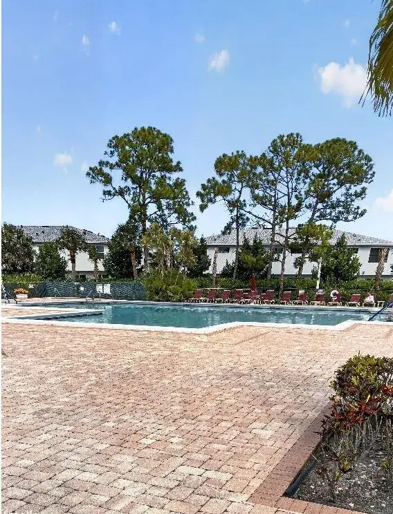 4820 Lucerne Lakes Boulevard W # 402, Lake Worth FL 33467