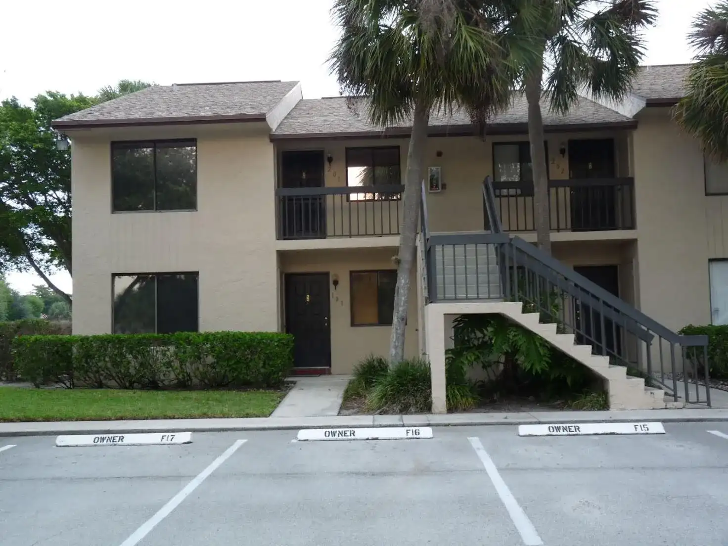 21954 Tidewater Terrace # 201, Boca Raton FL 33433