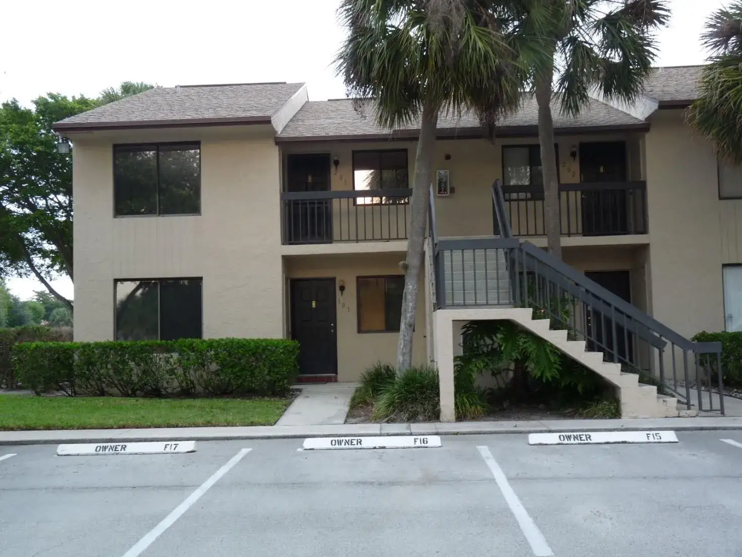 21954 Tidewater Terrace # 201, Boca Raton FL 33433