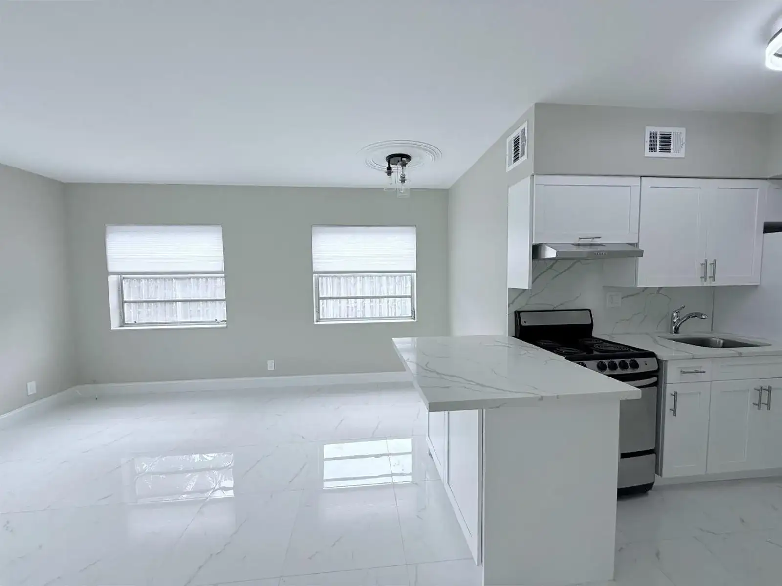 2725 Middle River Drive # 7, Fort Lauderdale FL 33306 photo 2