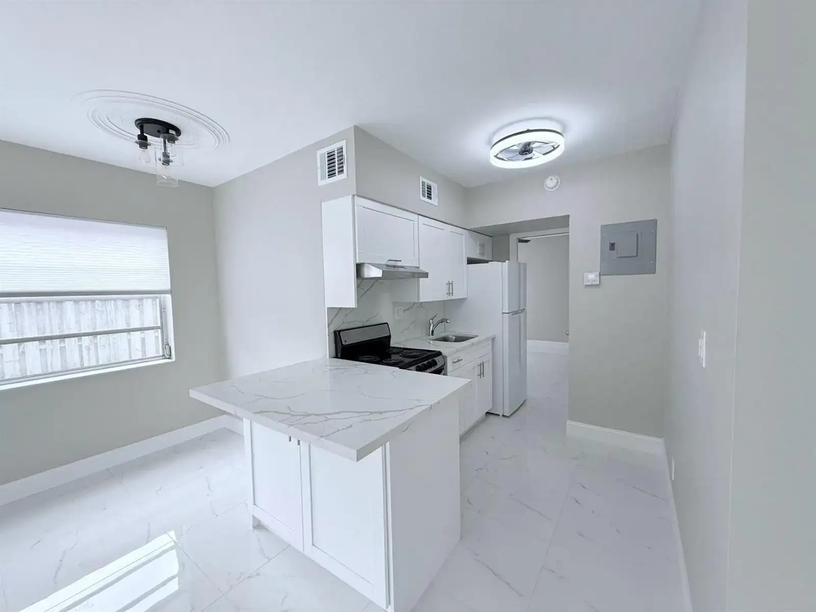 2725 Middle River Drive # 7, Fort Lauderdale FL 33306 photo 4
