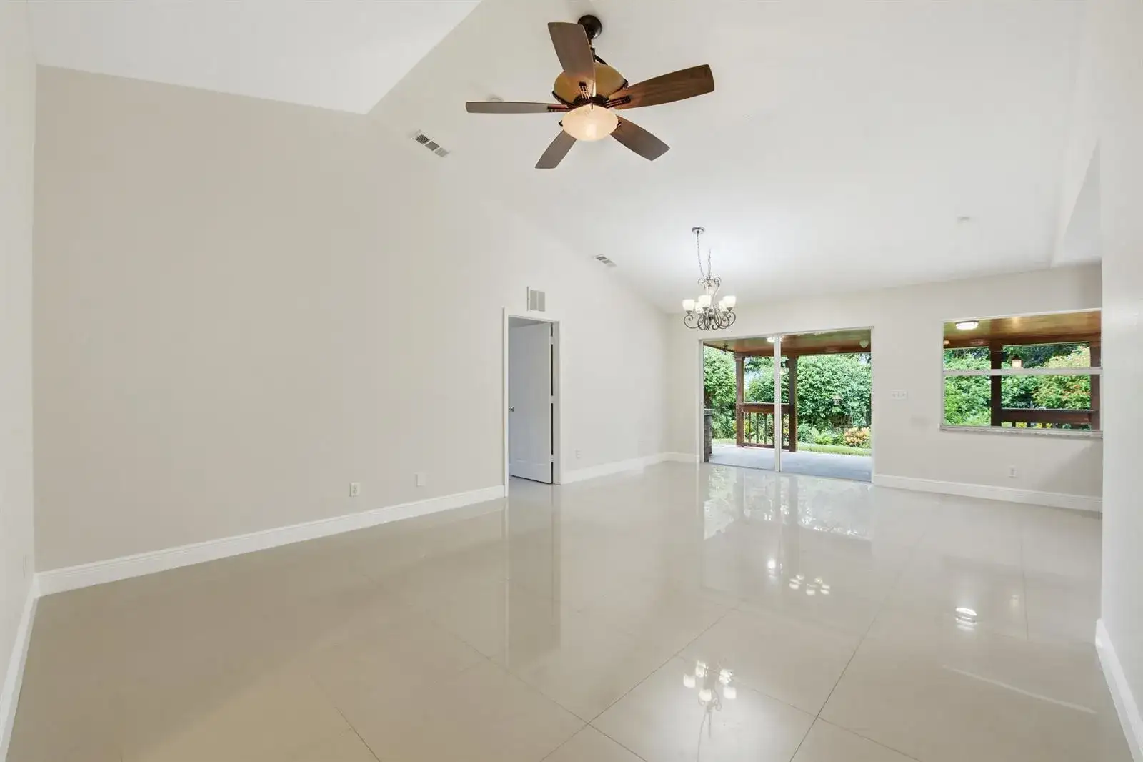 3772 SE Upper Street, Stuart FL 34997 photo 3