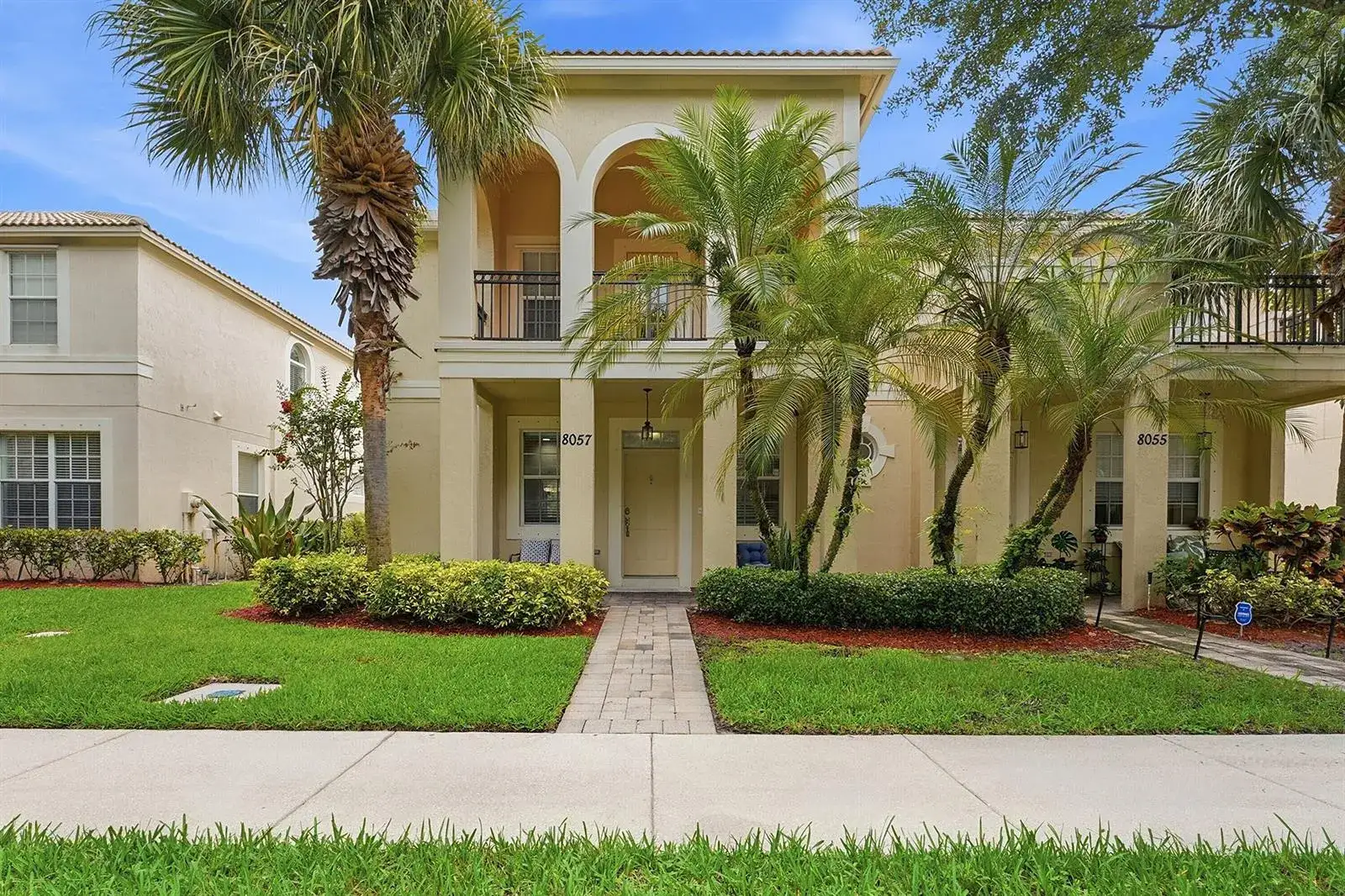 8057 Murano Circle, Palm Beach Gardens FL 33418