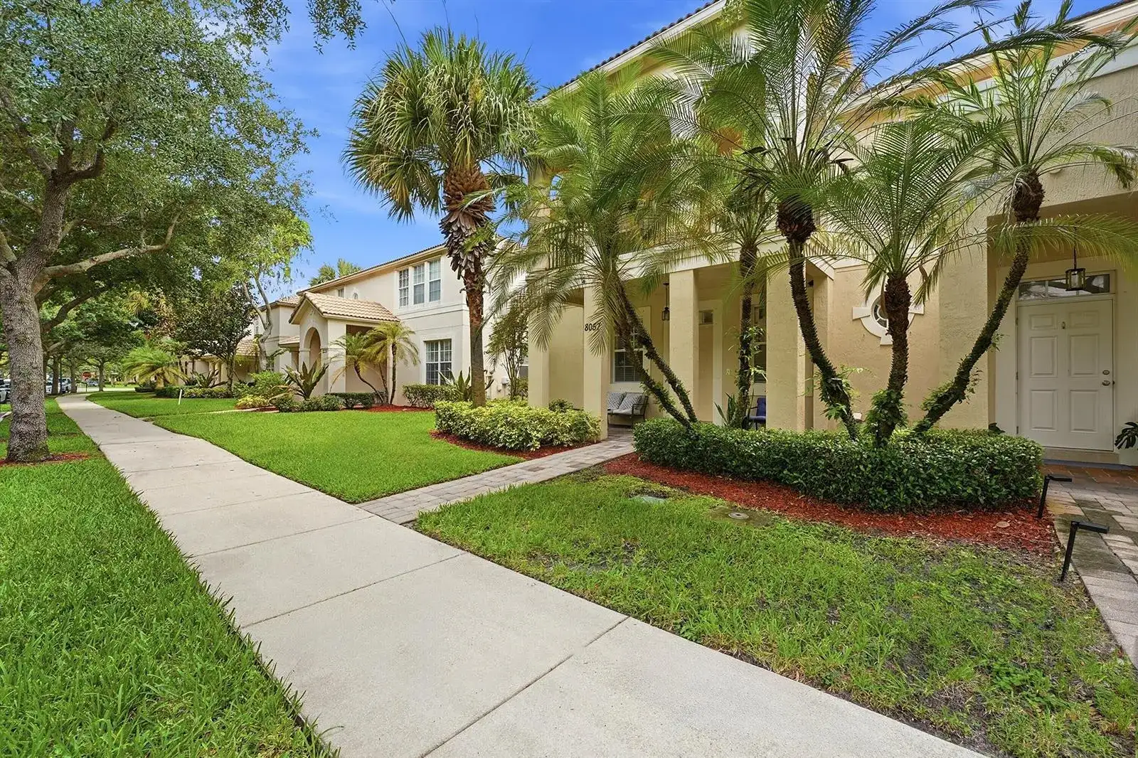 8057 Murano Circle, Palm Beach Gardens FL 33418 photo 4