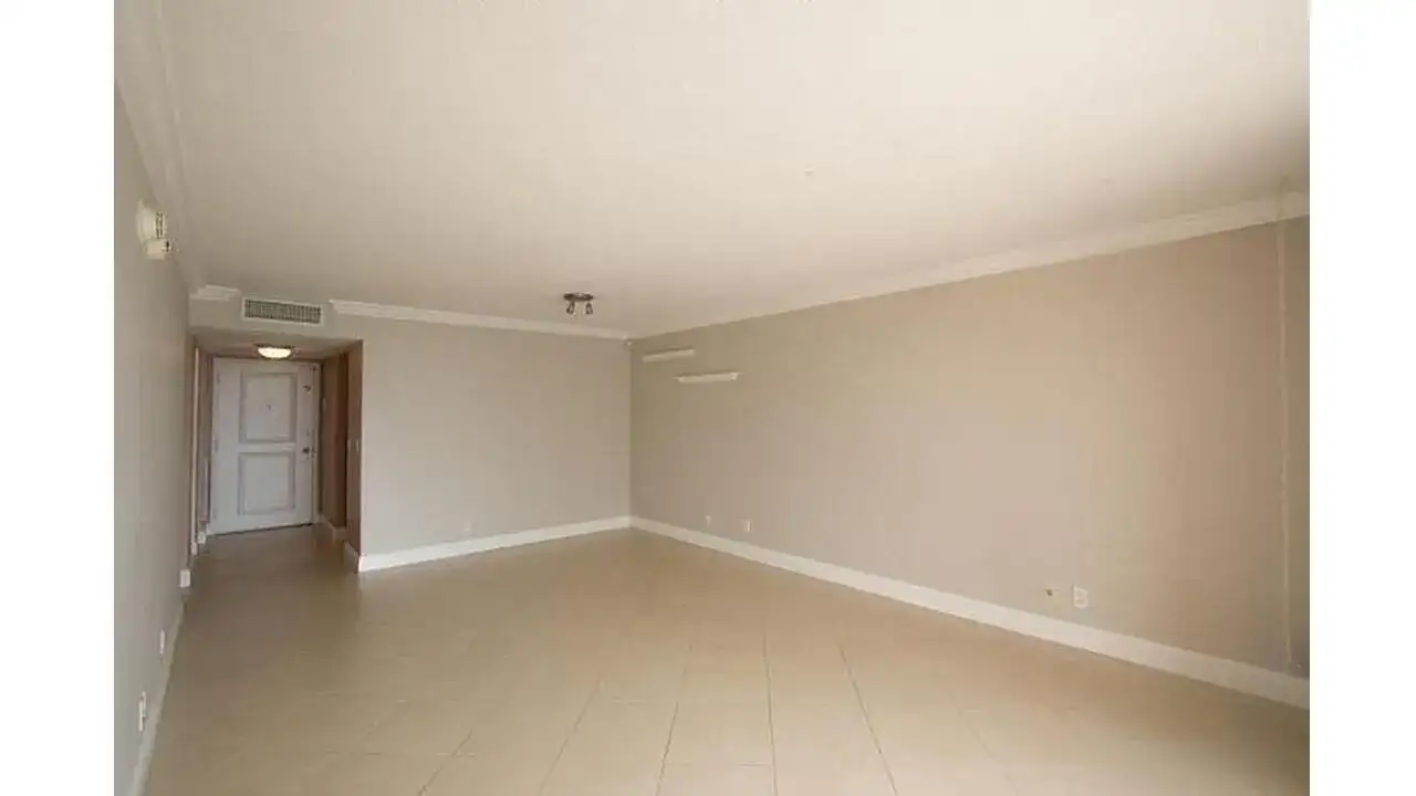 480 Executive Center Drive # 2g, West Palm Beach FL 33401 photo 2