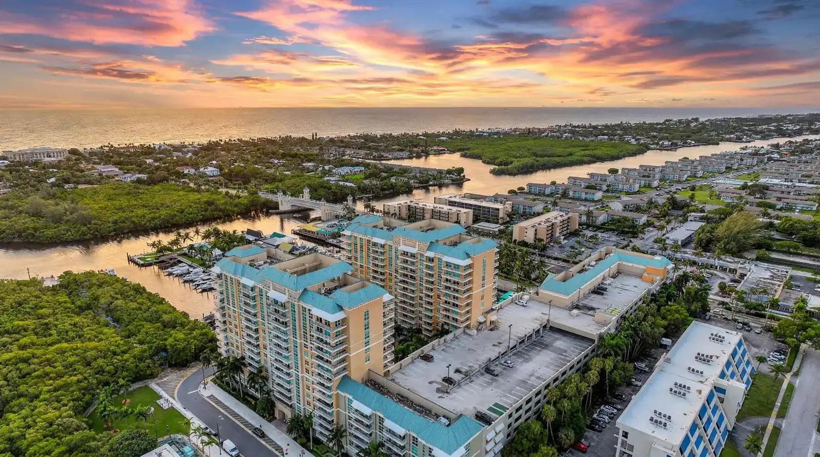 625 Casa Loma Boulevard # 1002, Boynton Beach FL 33435