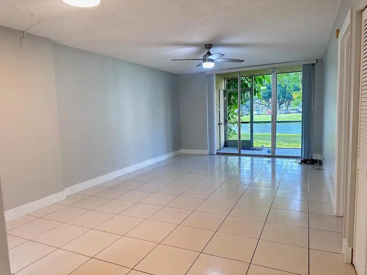 3101 NW 47th Terrace # 120, Lauderdale Lakes FL 33319
