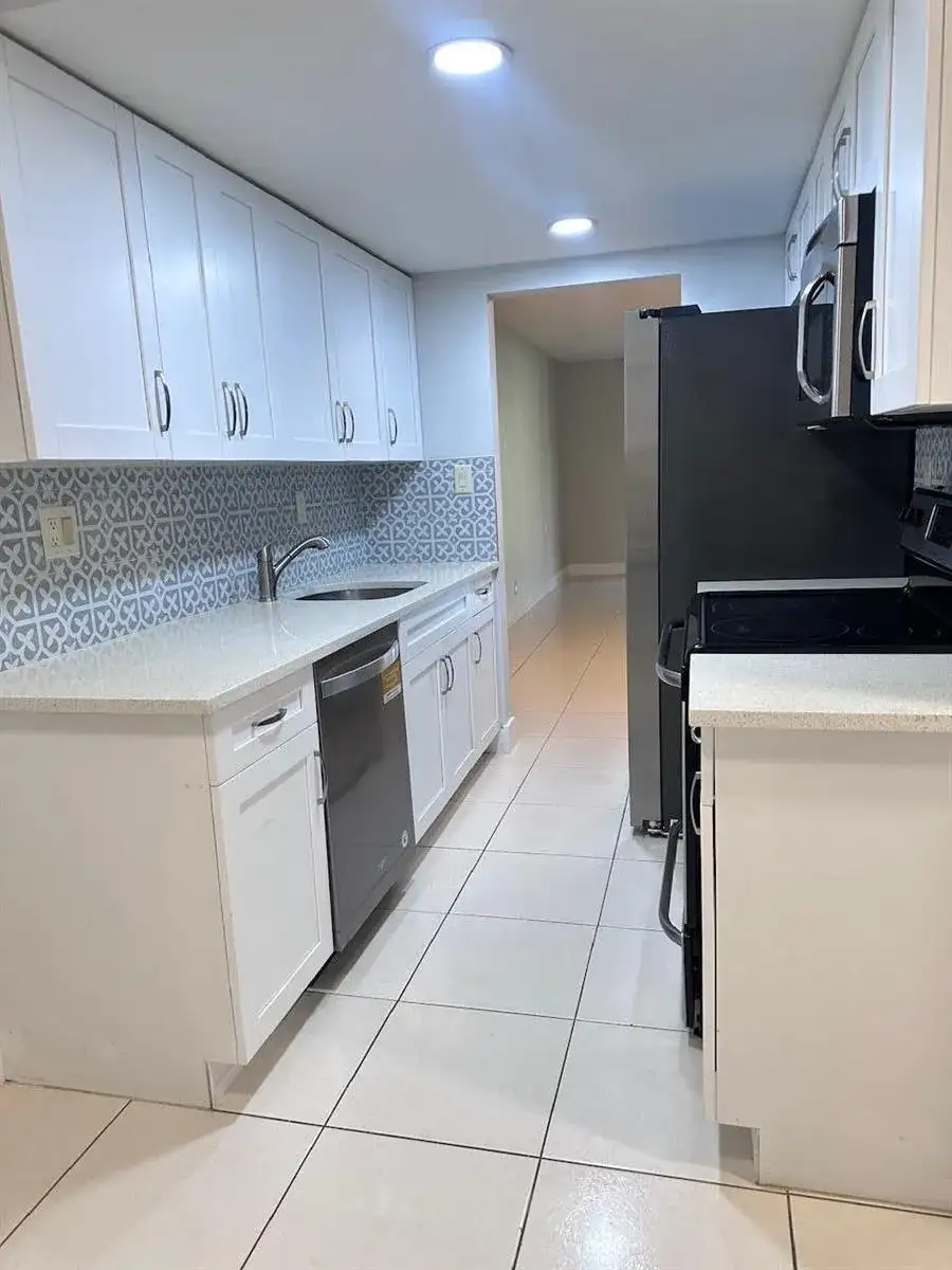 3101 NW 47th Terrace # 120, Lauderdale Lakes FL 33319 photo 5