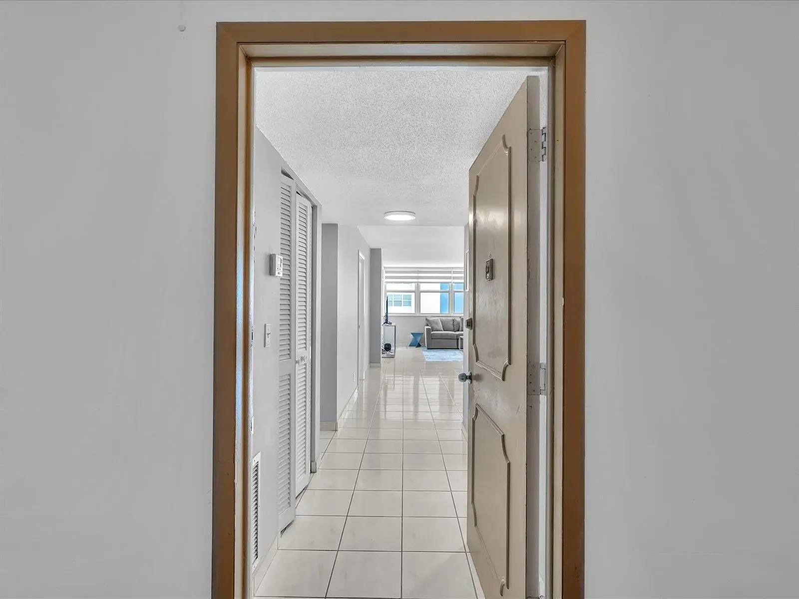 1410 S Ocean Drive # 1103, Hollywood FL 33019