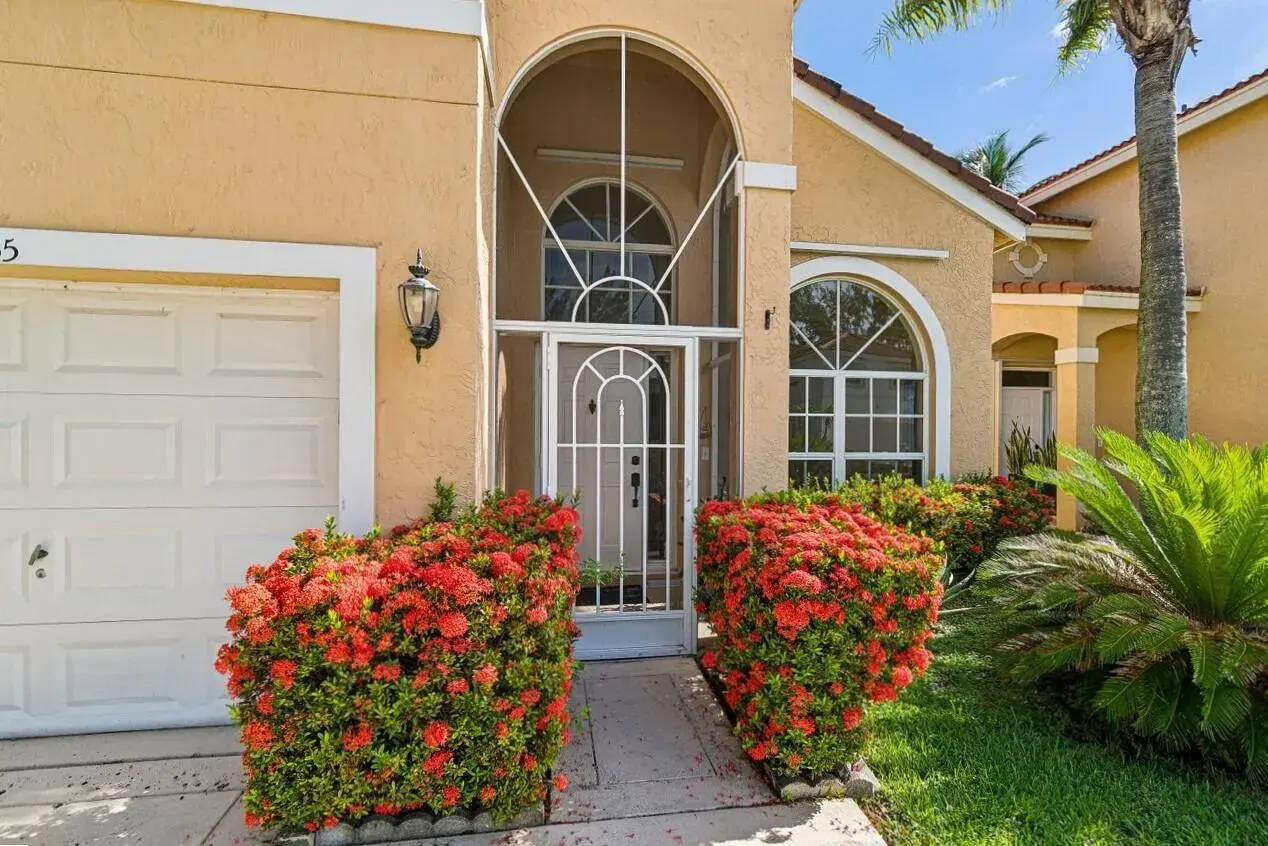 7835 Springfield Lake Drive, Lake Worth FL 33467 photo 2
