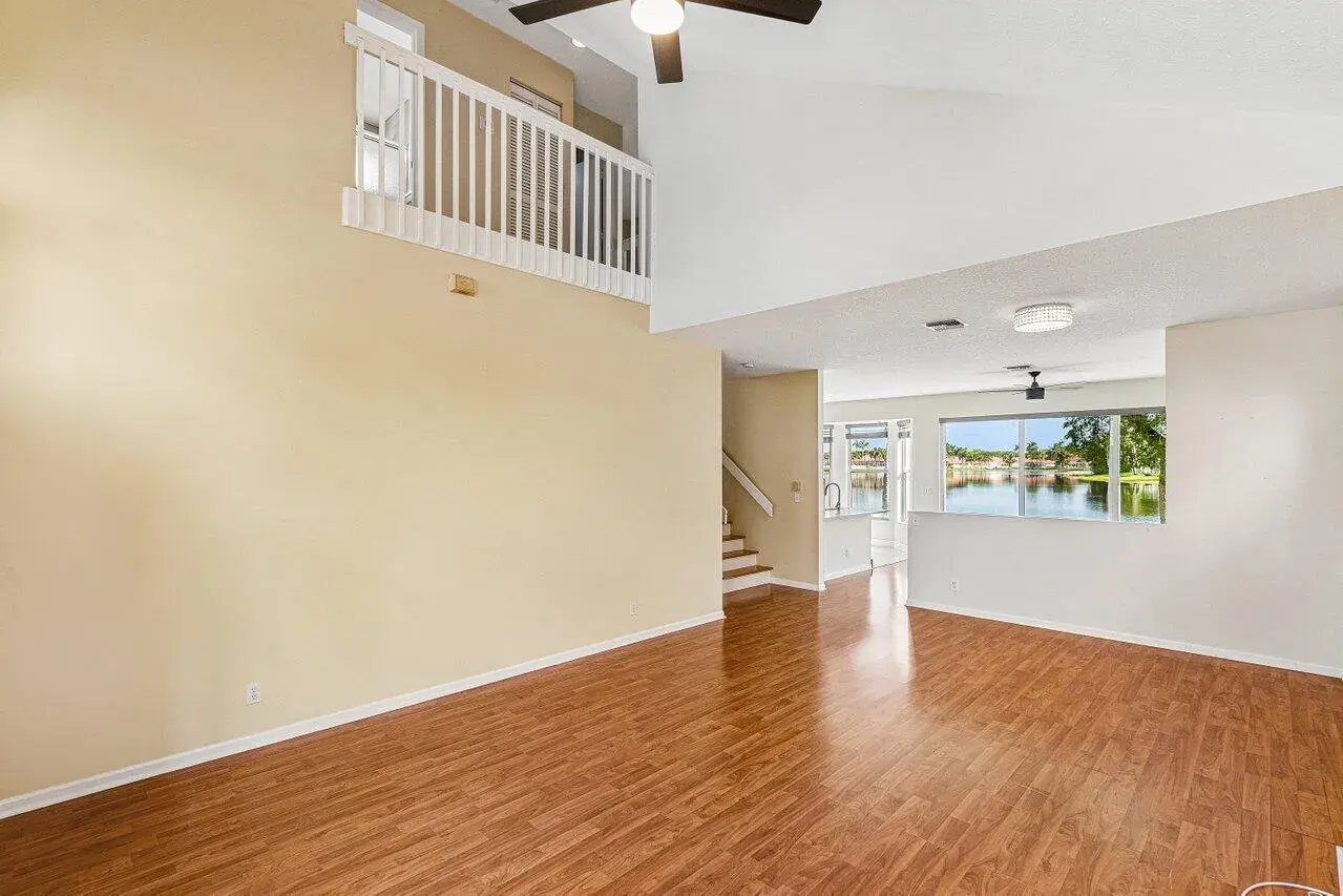 7835 Springfield Lake Drive, Lake Worth FL 33467 photo 4