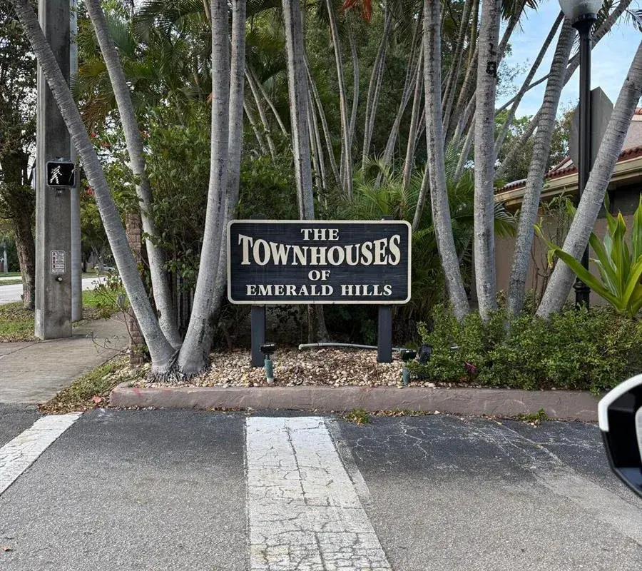 802 Saint Andrews Road # 15, Hollywood FL 33021