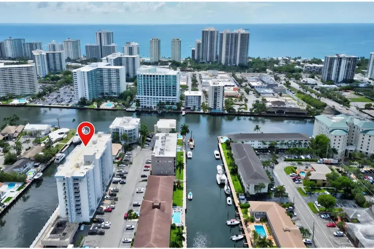2881 NE 33rd Court # 9a, Fort Lauderdale FL 33306