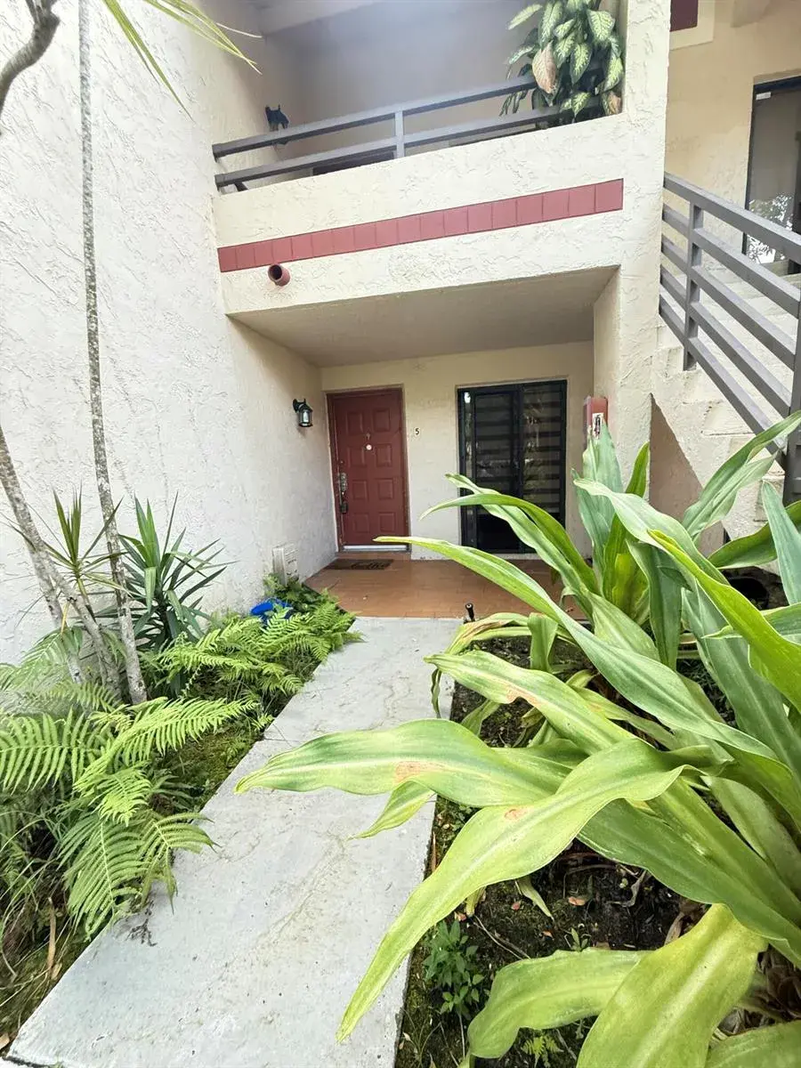 20015 NE 3rd Court # 5, Miami FL 33161