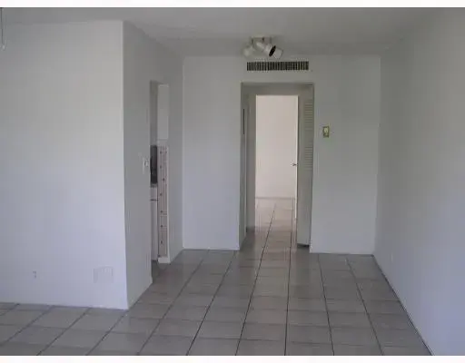 912 NE 17th Court # 4, Fort Lauderdale FL 33305