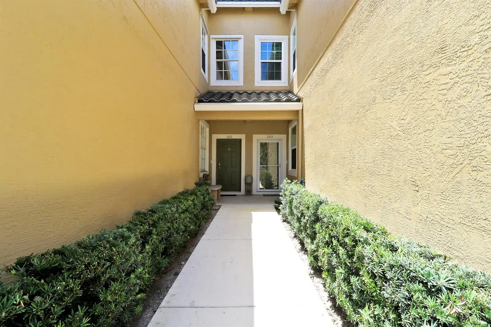 1560 SE Sheffield Terrace N # 103, Stuart FL 34994