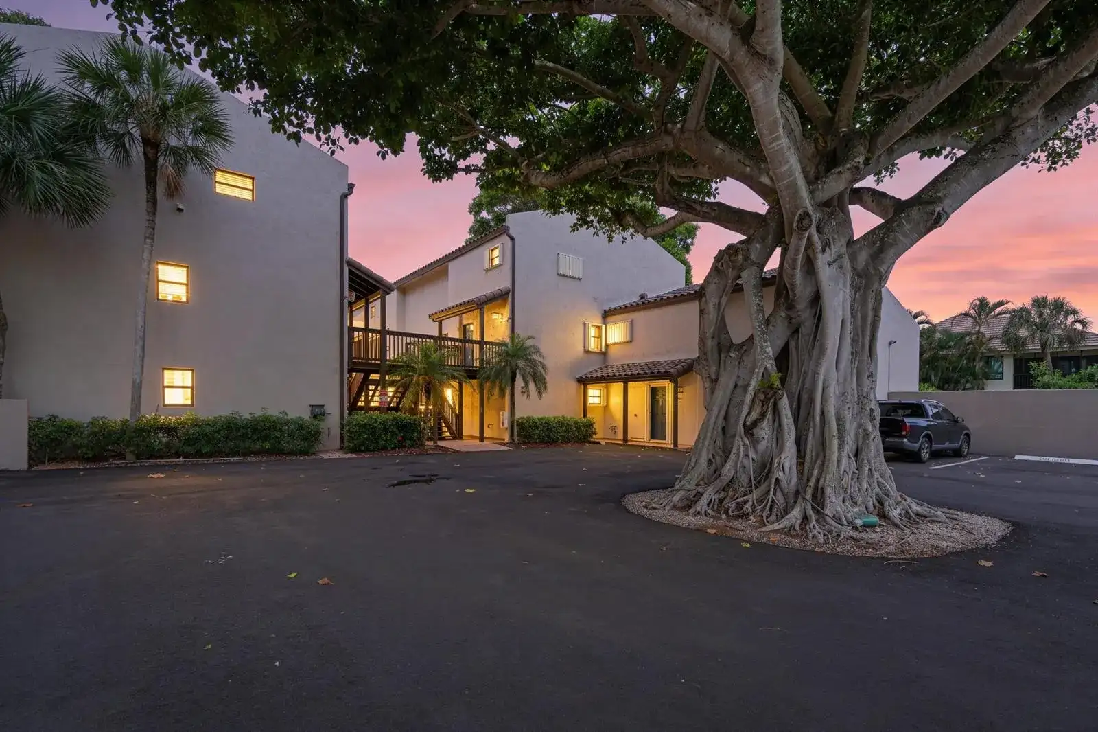 149 NW 70th # 302b, Boca Raton FL 33487 photo 2