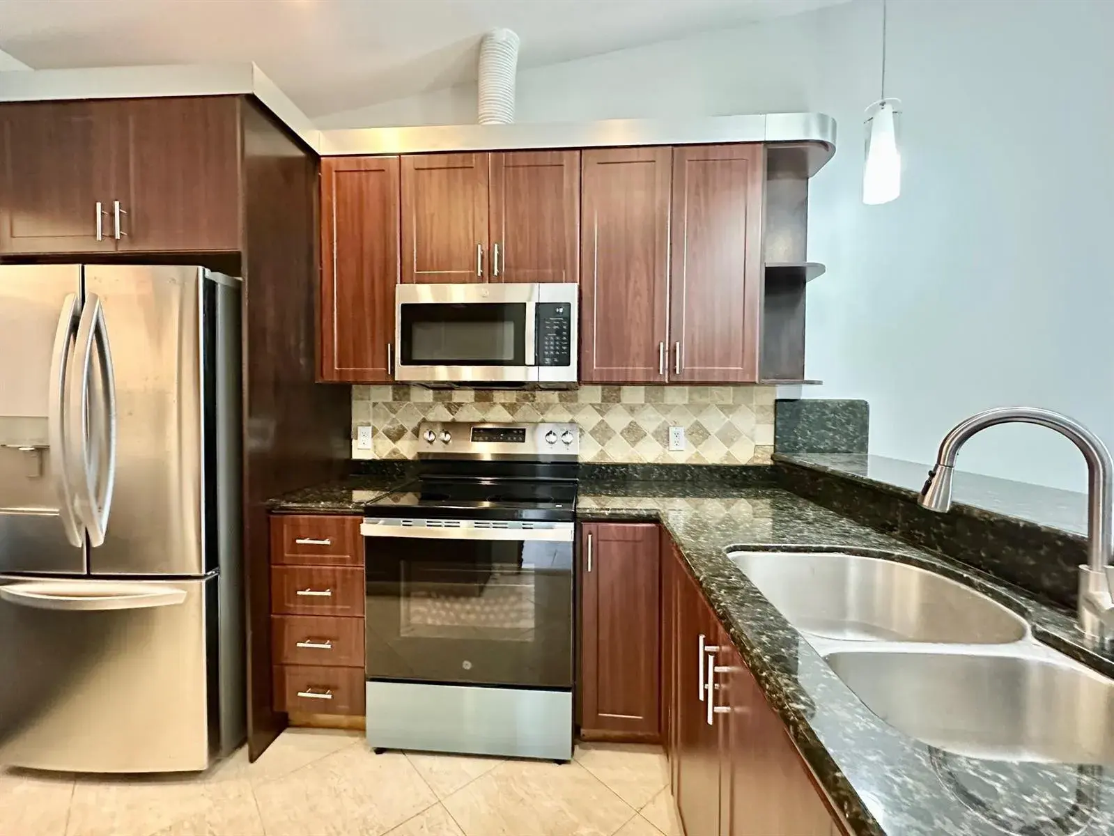 1917 NW 94th Avenue # 204a, Coral Springs FL 33071