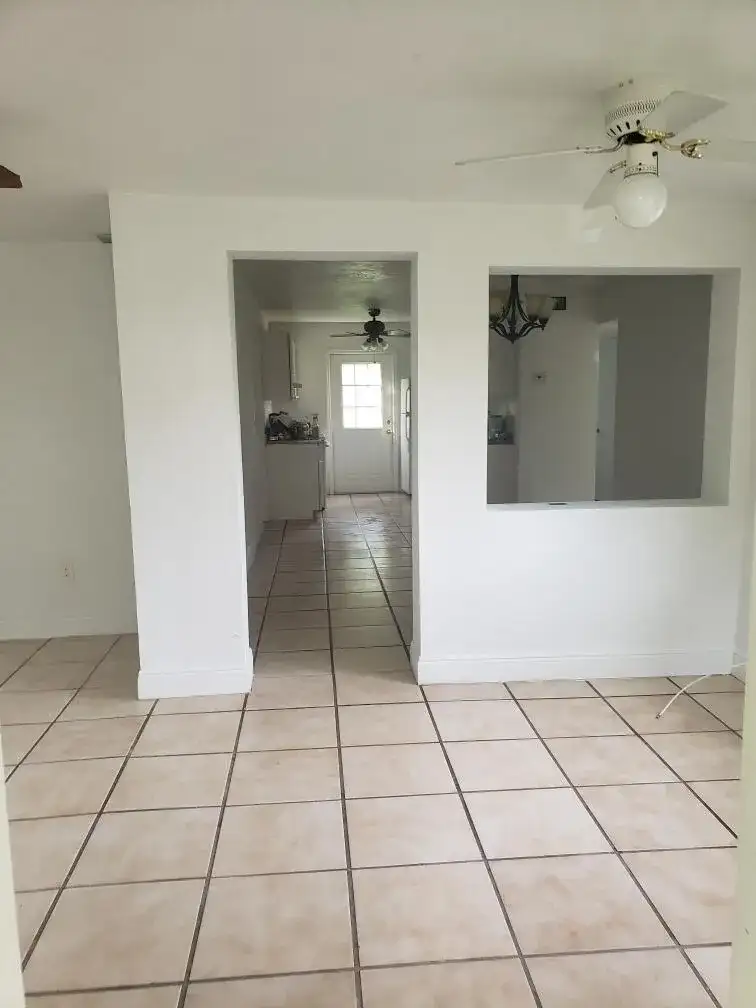 364 Johnston Street, Fort Pierce FL 34982 photo 3