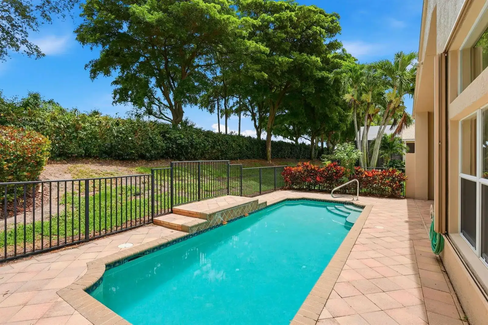 7007 Imperial Beach Circle, Delray Beach FL 33446 photo 2