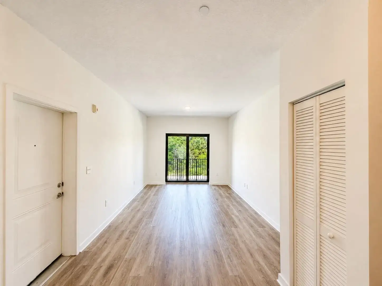 4250 Lakewood Road # 204, FL 33461 photo 3