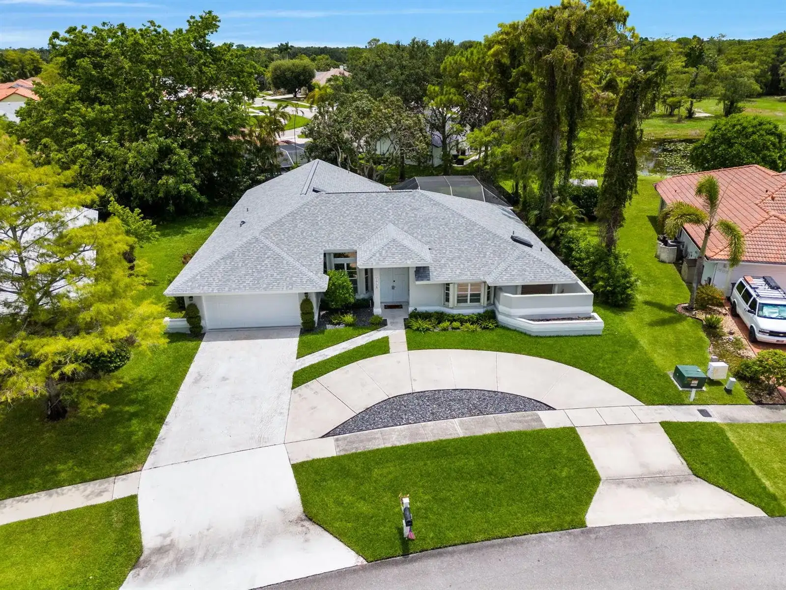 1738 Lindsey Court, Wellington FL 33414 photo 2