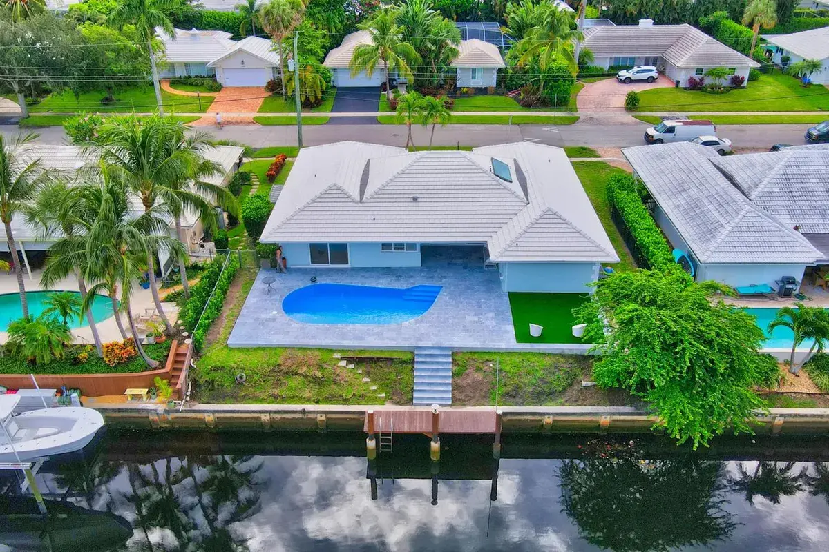 891 SW Hickory Terrace, Boca Raton FL 33486