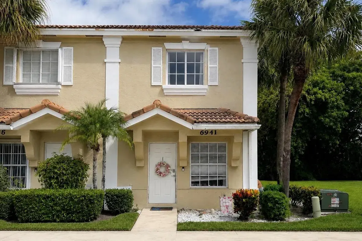 6941 Crooked Fence Drive, Lake Worth FL 33467