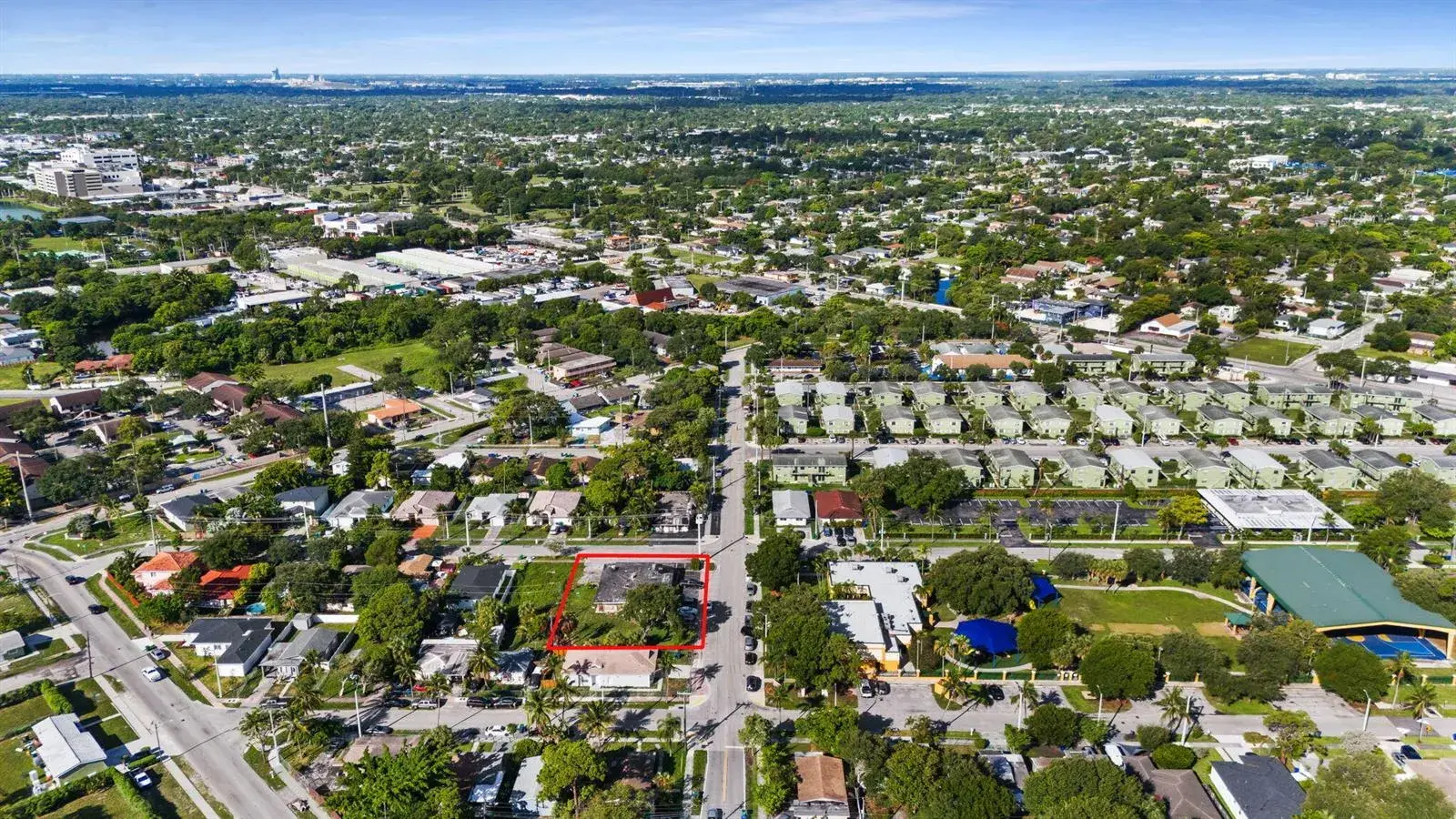 880 NW 25th Avenue, Fort Lauderdale FL 33311
