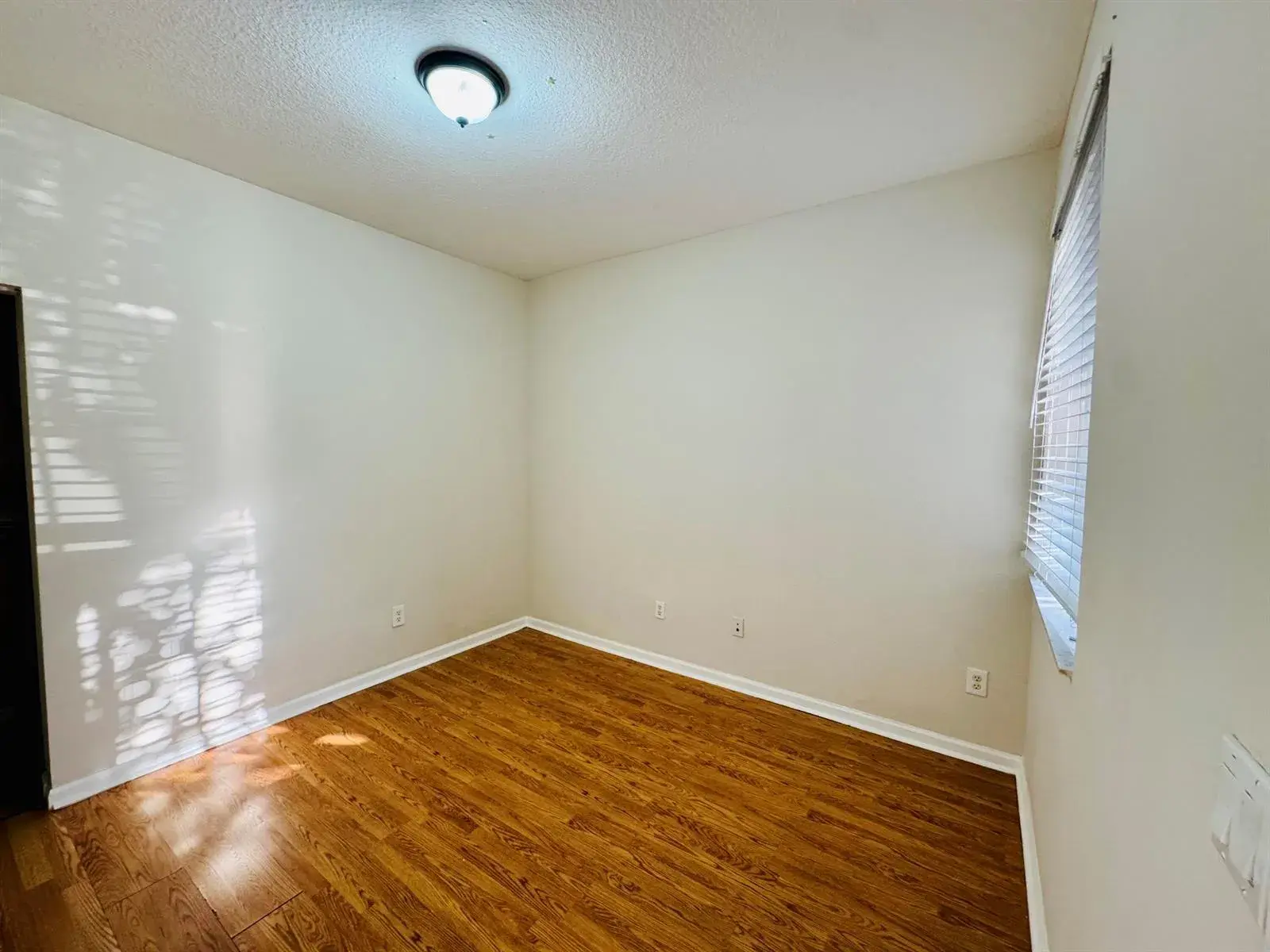 1954 Freeport Lane # 1954, Riviera Beach FL 33404