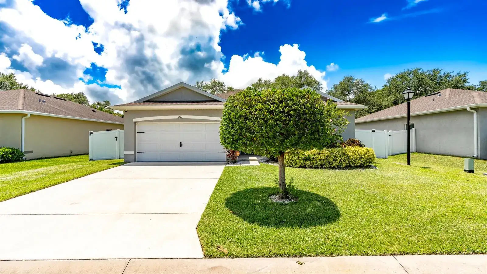 5344 Oakland Lake Circle, Fort Pierce FL 34951 photo 4