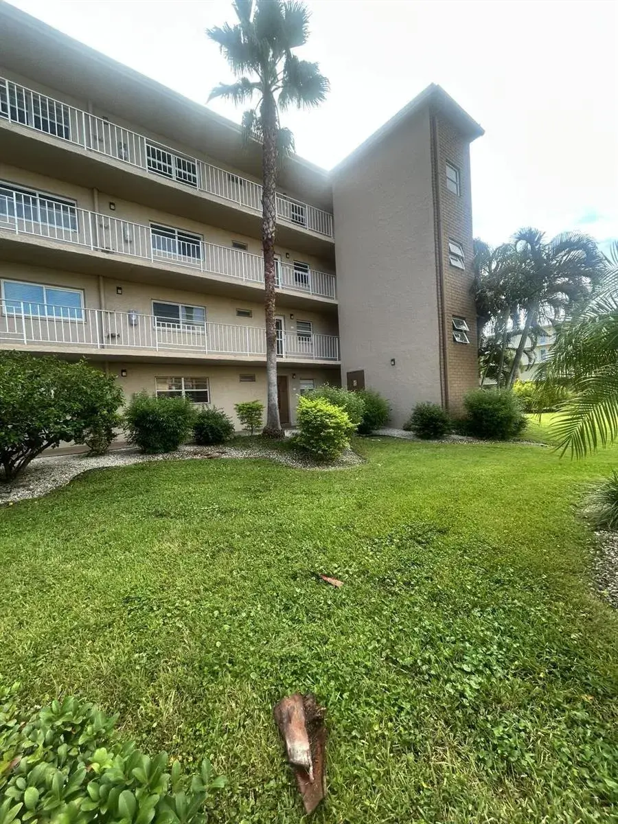 300 NE 26th Avenue # 113, Boynton Beach FL 33435