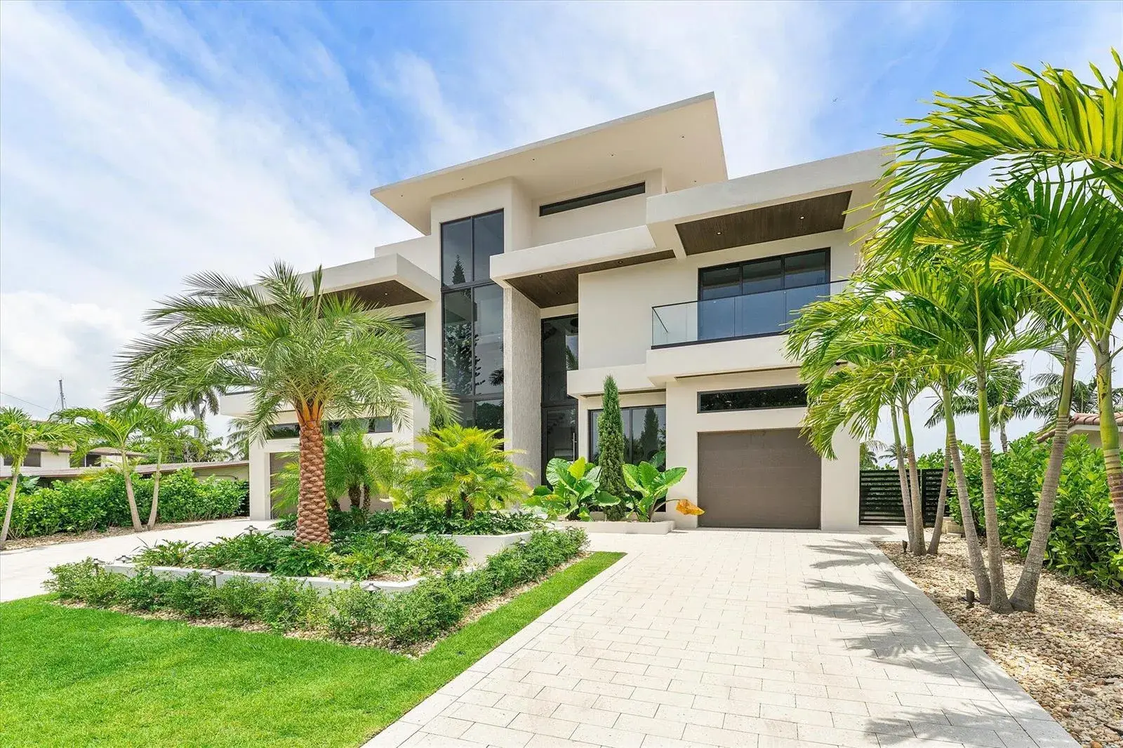 1607 SE 14th Street, Fort Lauderdale FL 33316