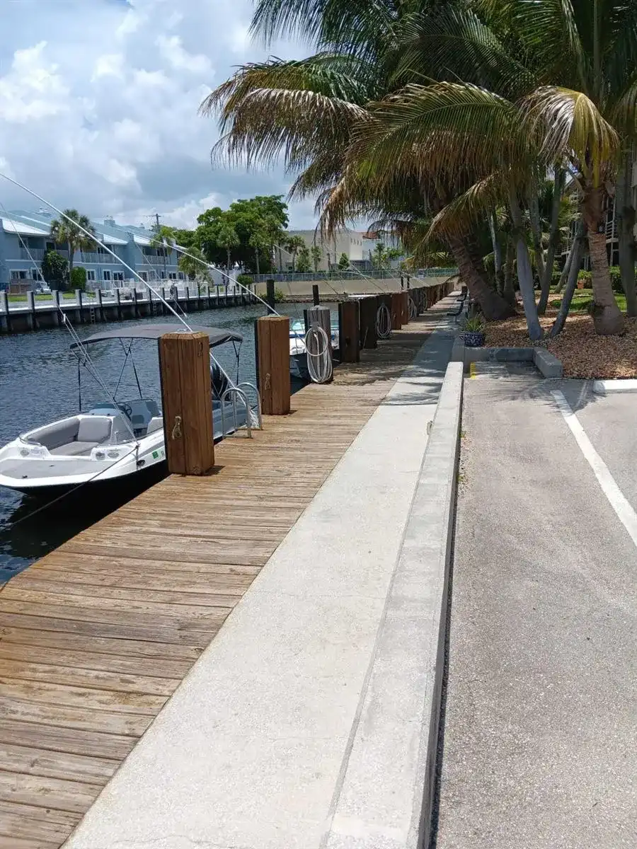 4502 N Federal Highway # D, Lighthouse Point FL 33064